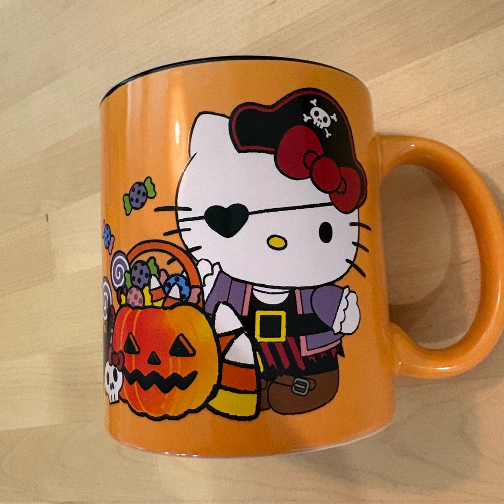 NWT Hello Kitty Halloween Mug Orange Pirate Costume Candy Trick or Treat Large